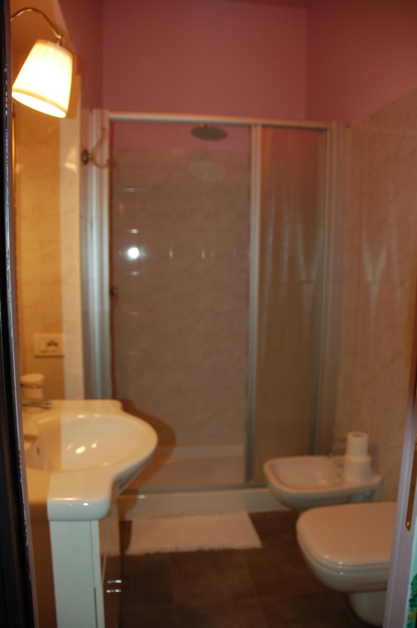 לצנו B&B Cherry En Rose מראה חיצוני תמונה
